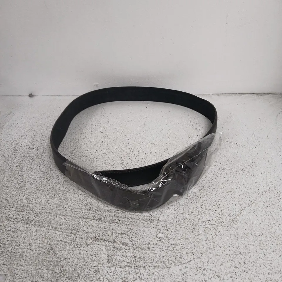 FOREST LEATHER BELT – BLACK, SIZE L (36-40IN / 92-102CM)