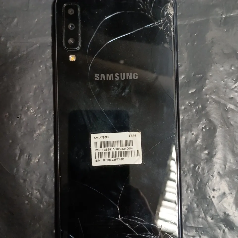 SAMSUNG GALAXY A7 SMARTPHONE SM-A750FN