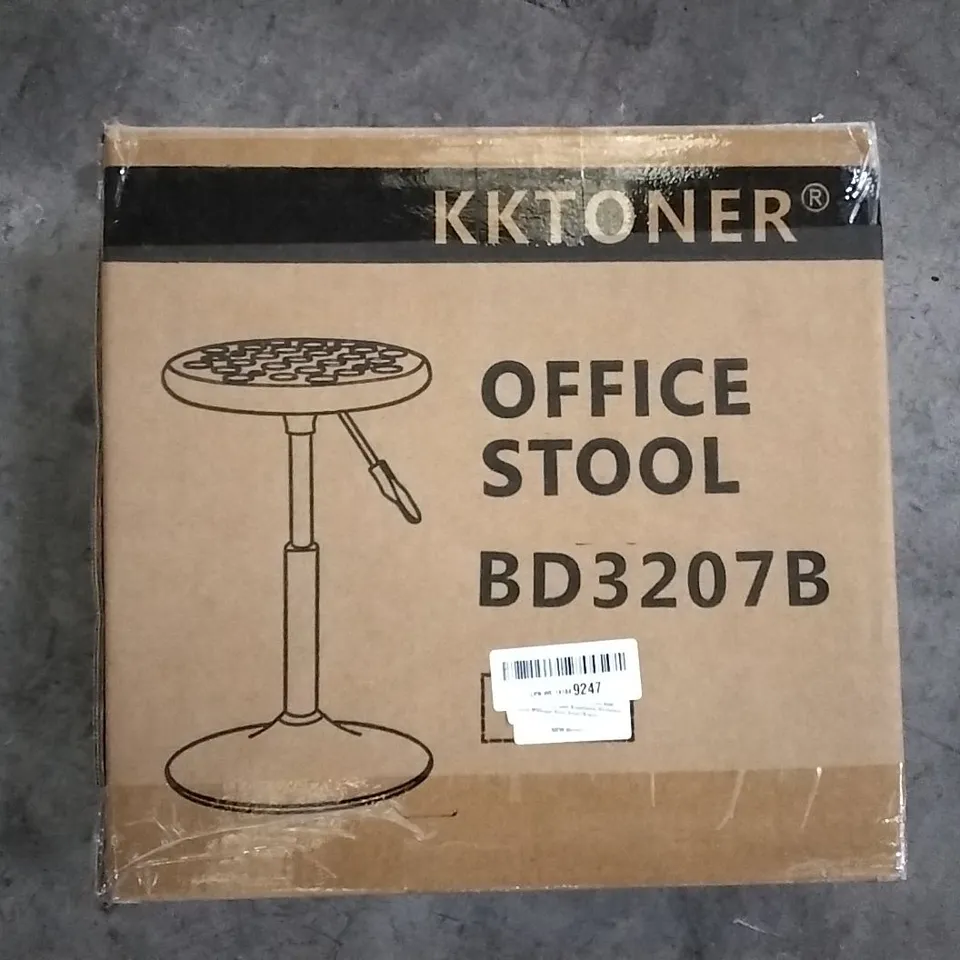 BOXED KKTONER OFFICE STOOL