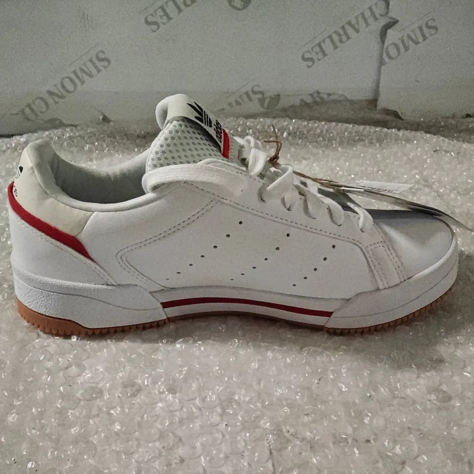 ADIDAS COURT TOURINO TRAINERS – WHITE, UK 6.5 – WITH TAGS
