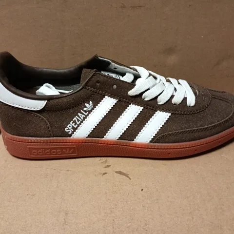 ADIDAS HANDBALL SPEZIAL TRAINERS – BROWN SUEDE WITH WHITE STRIPES SIZE 7