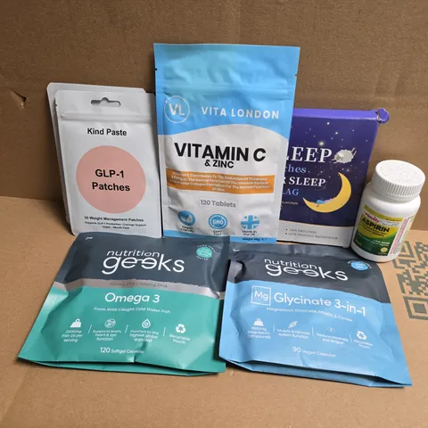 APPROXIMATELY 15 ASSORTED VITAMIN/HEALTH AID PRODUCTS TO INCLUDE VITA LONDON VITAMIN C & ZINC, NUTRITION GEEKS OMEGA 3, GLP-1 PATCHES, ETC - COLLECTION ONLY