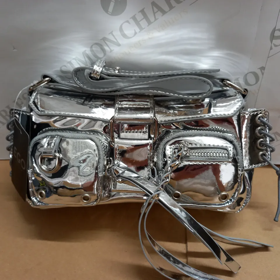 EGO SILVER MULTI POCKET BAG 
