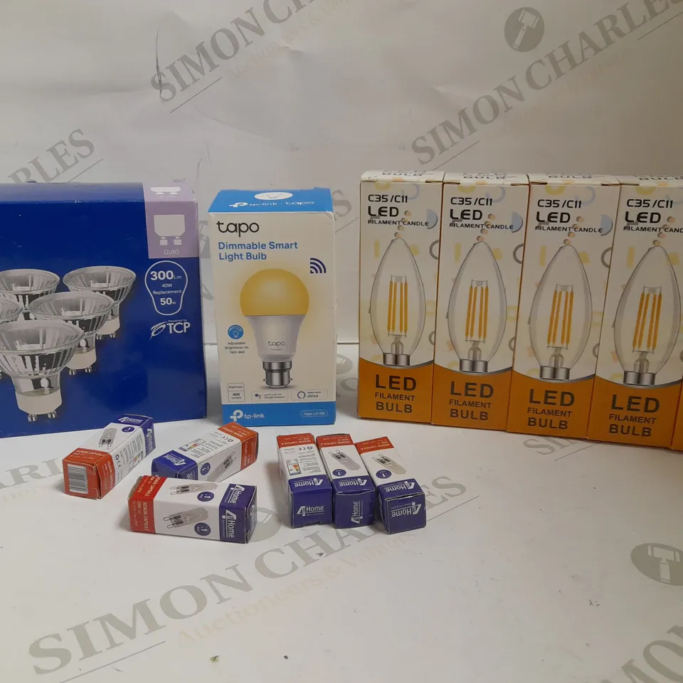 BOX OF APPROX 20 BULBS IN ASSORTED SHAPES AND SIZES