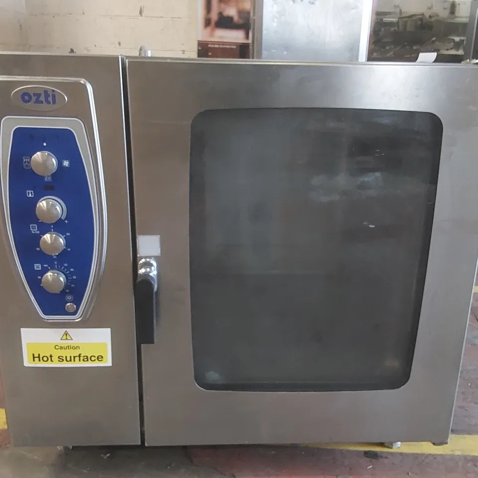 OZTI COMMERCIAL CONVECTION OVEN