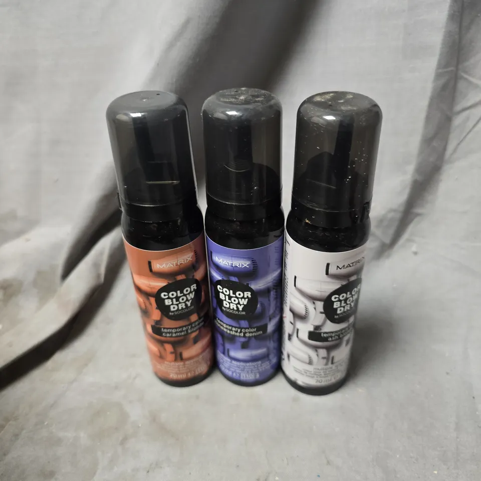 APPROXIMATELY 20 ASSORTED MATRIX BLOW DRY SPRAYS TO INCLUDE ASH BLONDE, CARAMEL BLONDE, STONEWASHED DENIM, ETC - COLLECTION ONLY
