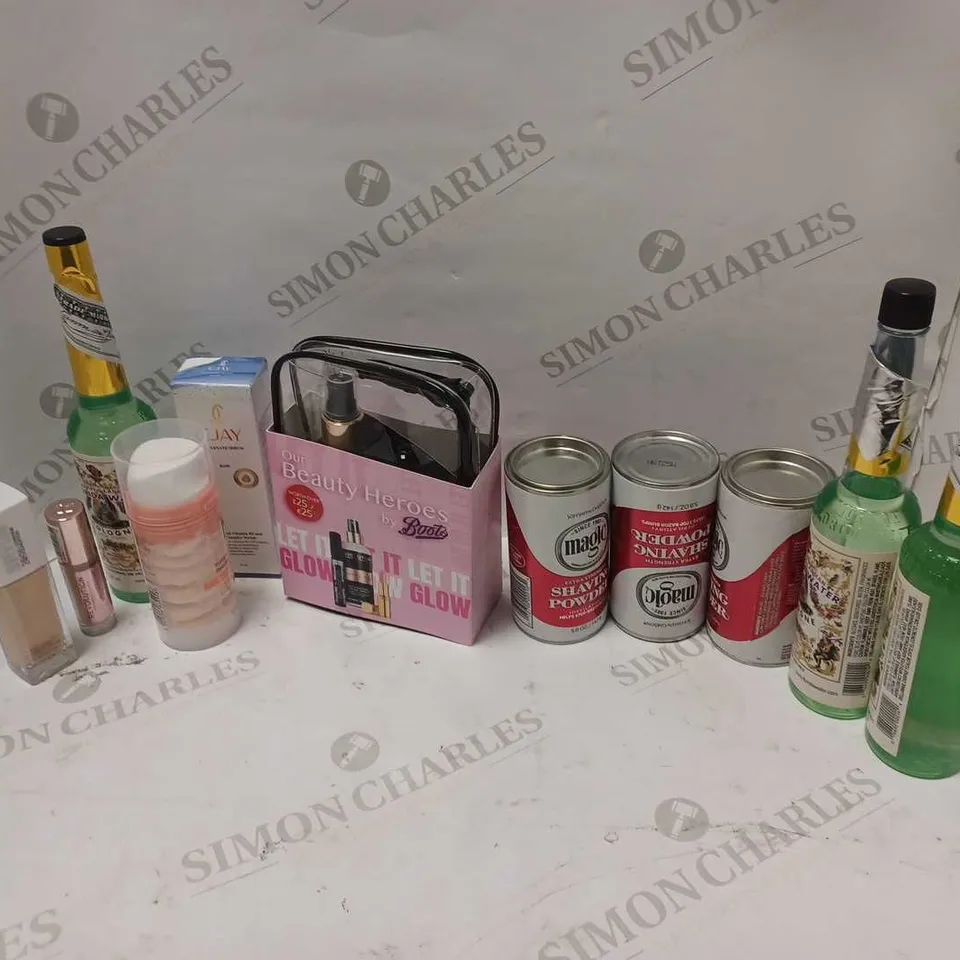 LOT OF APPROXIMATELY 36 COSMETICS ITEMS TO INCLUDE MAYBELINE SUPER STAY 24 HOUR FOUNDATION, BOOTS OUR BEAUTY HEROES SET, CJAY REJUVINATE SERUM, ETC