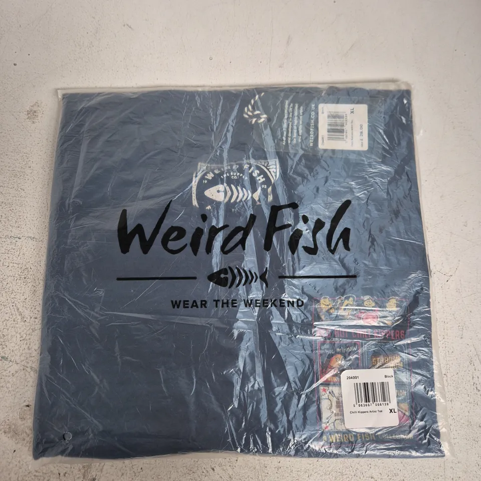 BAGGED WEIRD FISH ARTIST TEE – CHILLI KIPPERS (XL)