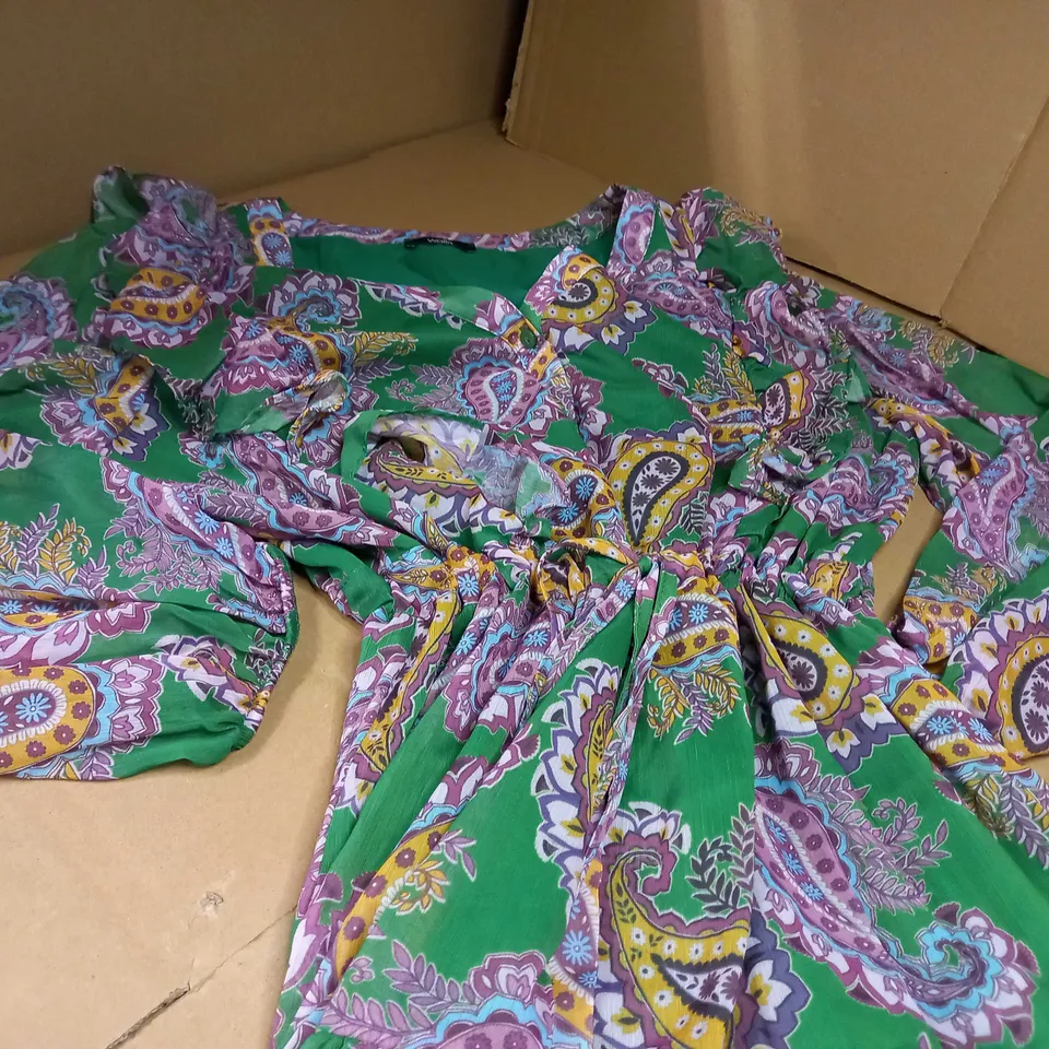 WALLIS GREY FLORAL TIERED FLOWING MAXI DRESS - SIZE 18