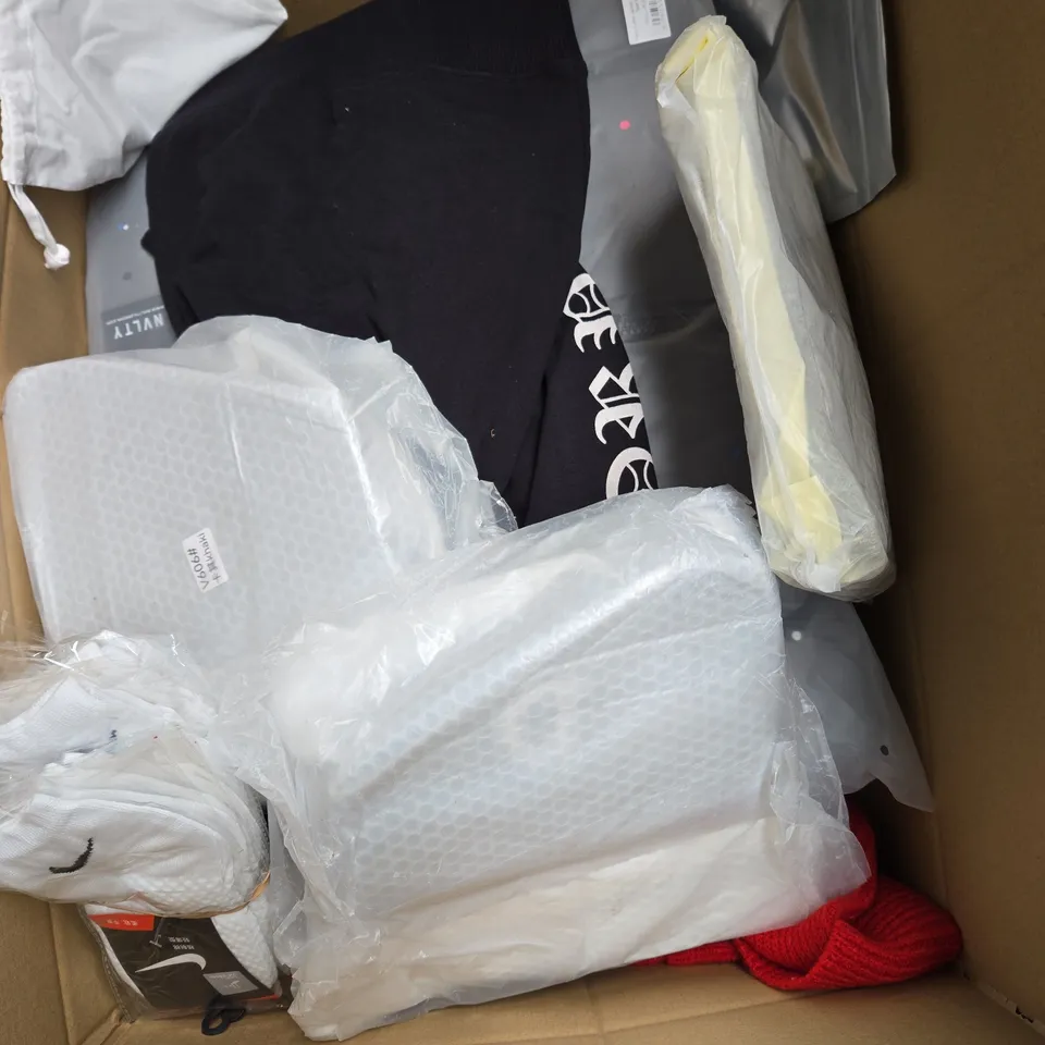 LARGE BOX OF ASSORTED CLOTHING ITEMS IN VARIOUS SIZES, STYLES AND COLOUR 