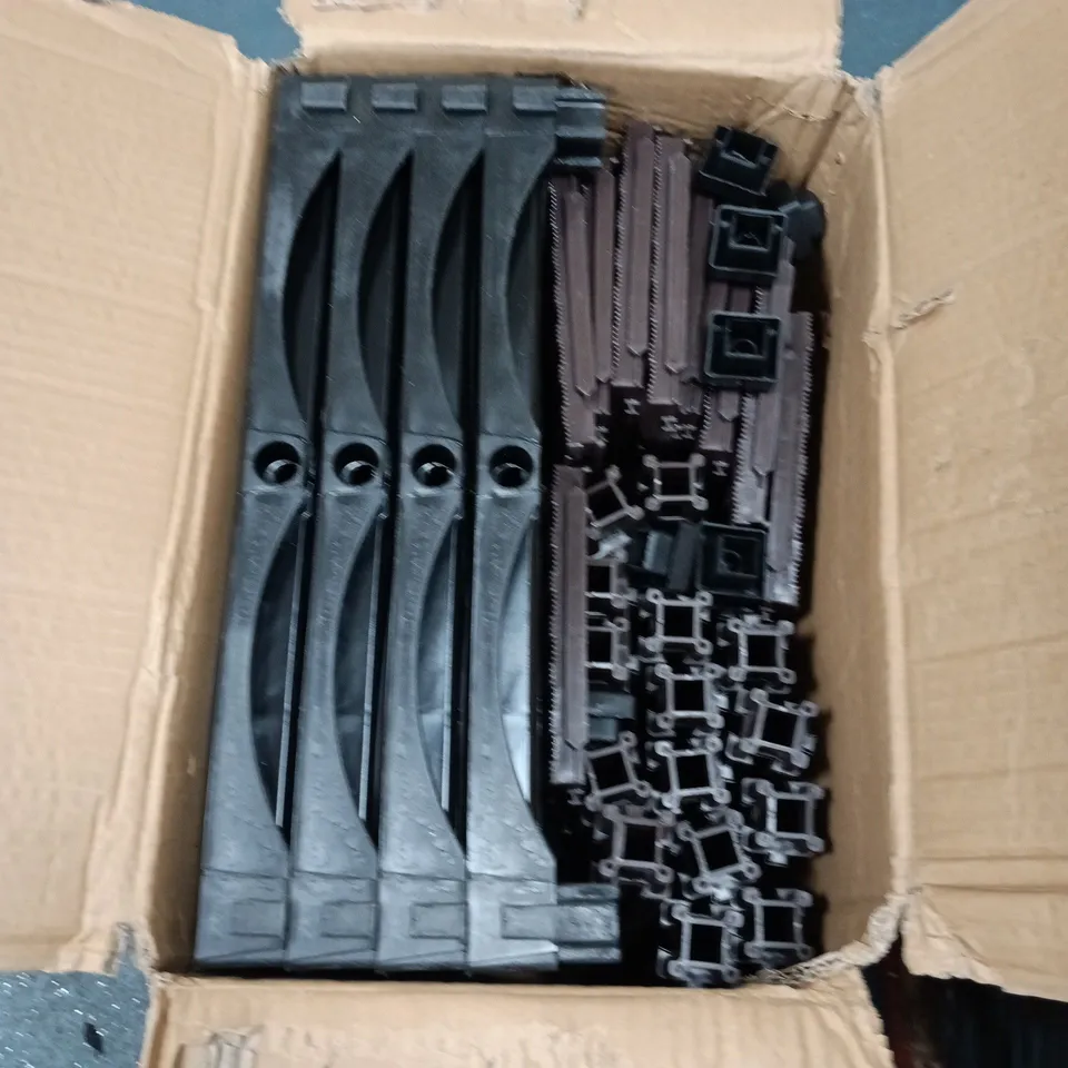 PALLET OF ASSORTED HOUSEHOLD ITEMS TO INCLUDE ANDREX TISSUE MULTIPACKS, DRAPER EDGE TRIMMER, PLASTIC STORAGE AND SEASONAL ITEMS