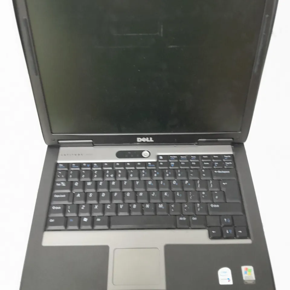 UNBOXED DELL LATITUDE D520 INTEL CENTRINO LAPTOP - PP17L