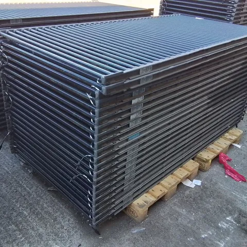 PALLET CONTAINING A LARGE QUANTITY OF UNTESTED SOLYNDRA 200W SOLAR PANELS