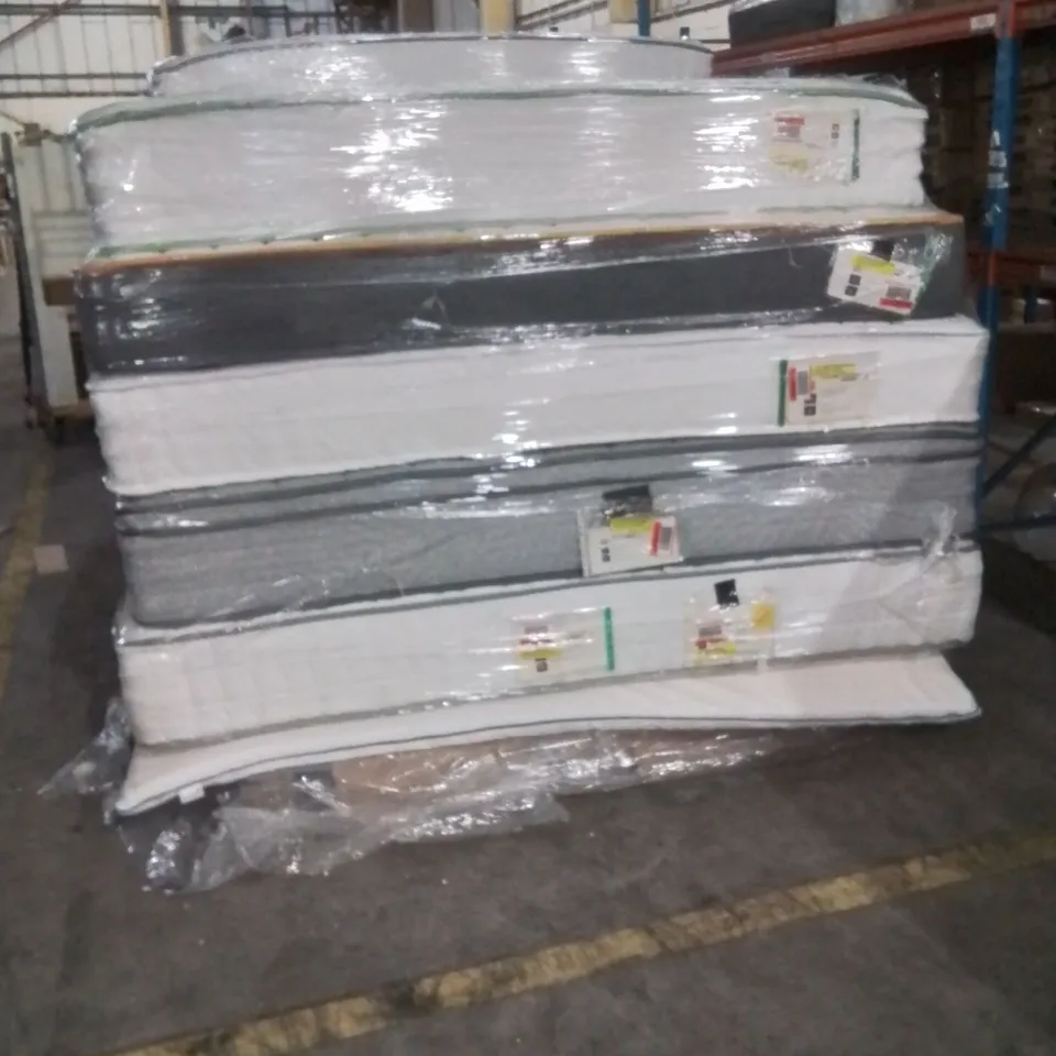 PALLET CONTAINING MULTIPLE SHOWROOM MATTRESSES