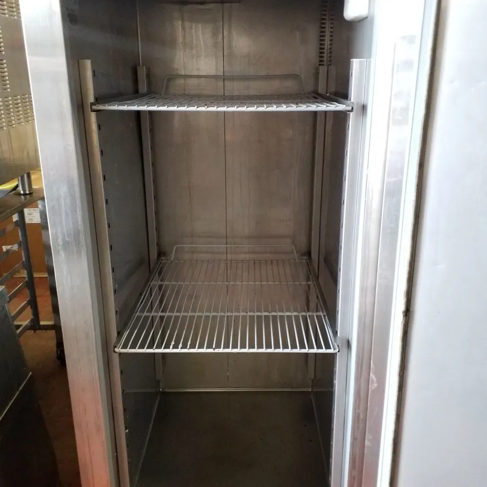 CAPITAL HERMES 1C SINGLE DOOR COMMERCIAL FRIDGE