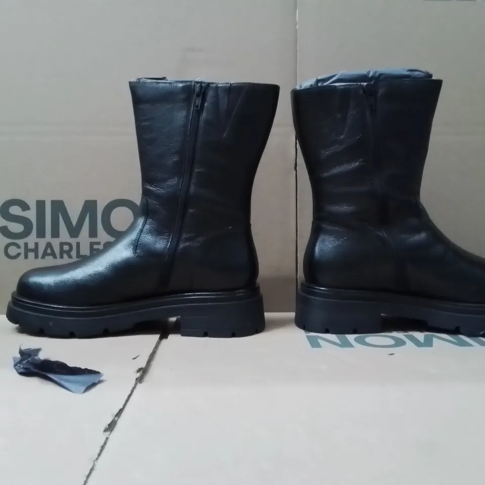 BOXED BRAND NEW APPROXIMATELY 5 SIMPLY BE BREENER WIDE SHOES BLACK SIZE 6