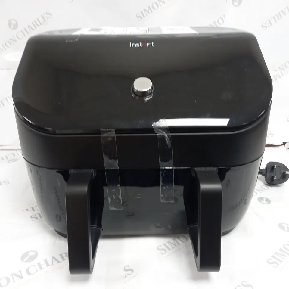 BOXED INSTANT VORTEX PLUS VERSAZONE AIR FRYER 