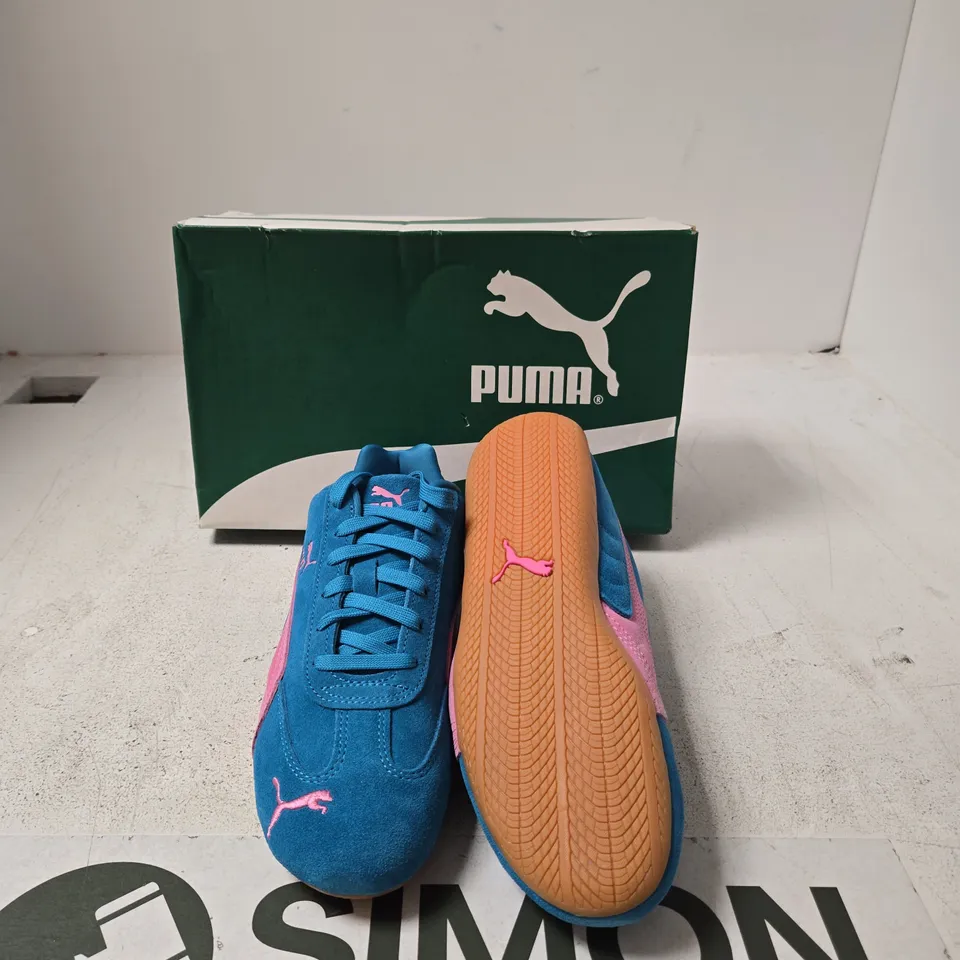 PUMA SPEEDCAT OG TRAINERS – UK 5 (EU 38) TROPICAL BLUE WITH PINK ACCENTS