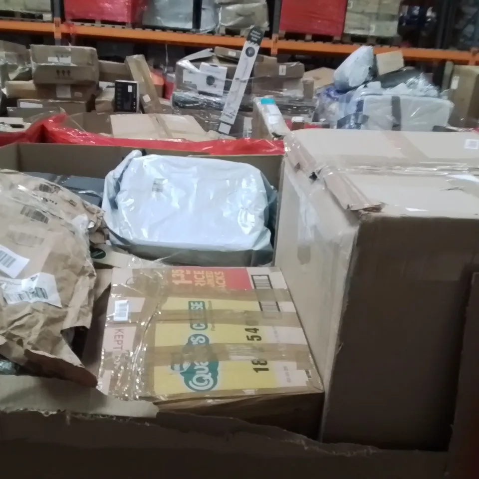 PALLET OF ASSORTED HOUSEHOLD GOODS AND PRODUCTS TO INCLUDE;CAT LITTER TRAY,AUDIO TURNTABLE,GAMING CHAIR 