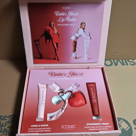 ICONIC LONDON BUTTER GLAZE LIP BALM DUO – VANILLA SUGAR & STRAWBERRY CRUSH