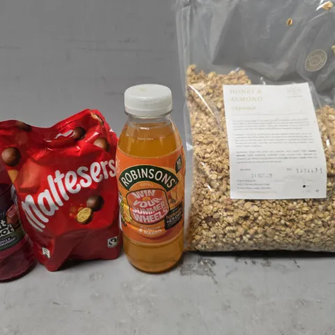 APPROXIMATELY 10 ASSORTED FOOD & DRINK ITEMS TO INCLUDE - FRUIT SHOOT , MALTESERS , ROBINSONS ORANGE & MANGO ETC