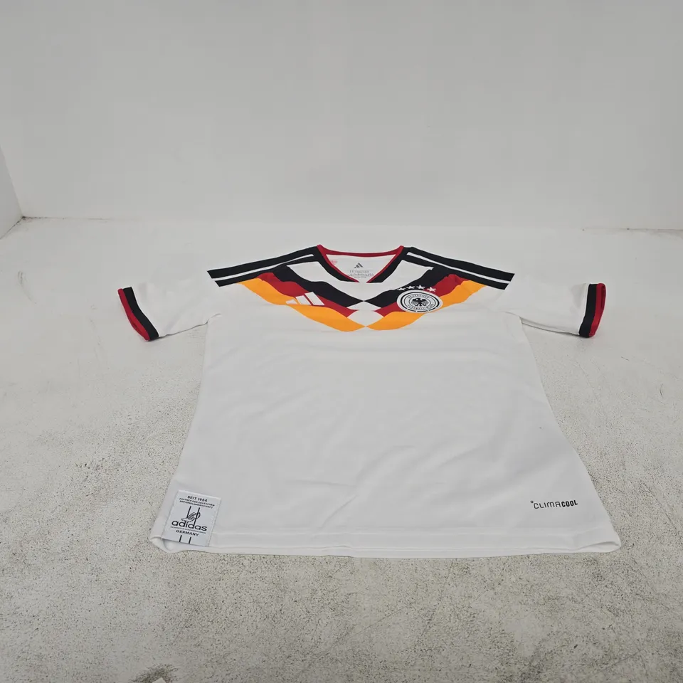 ADIDAS GERMAN NATIONAL FOOTBALL TEAM JERSEY CHILDRENS AGE 11 - 12 YEARS