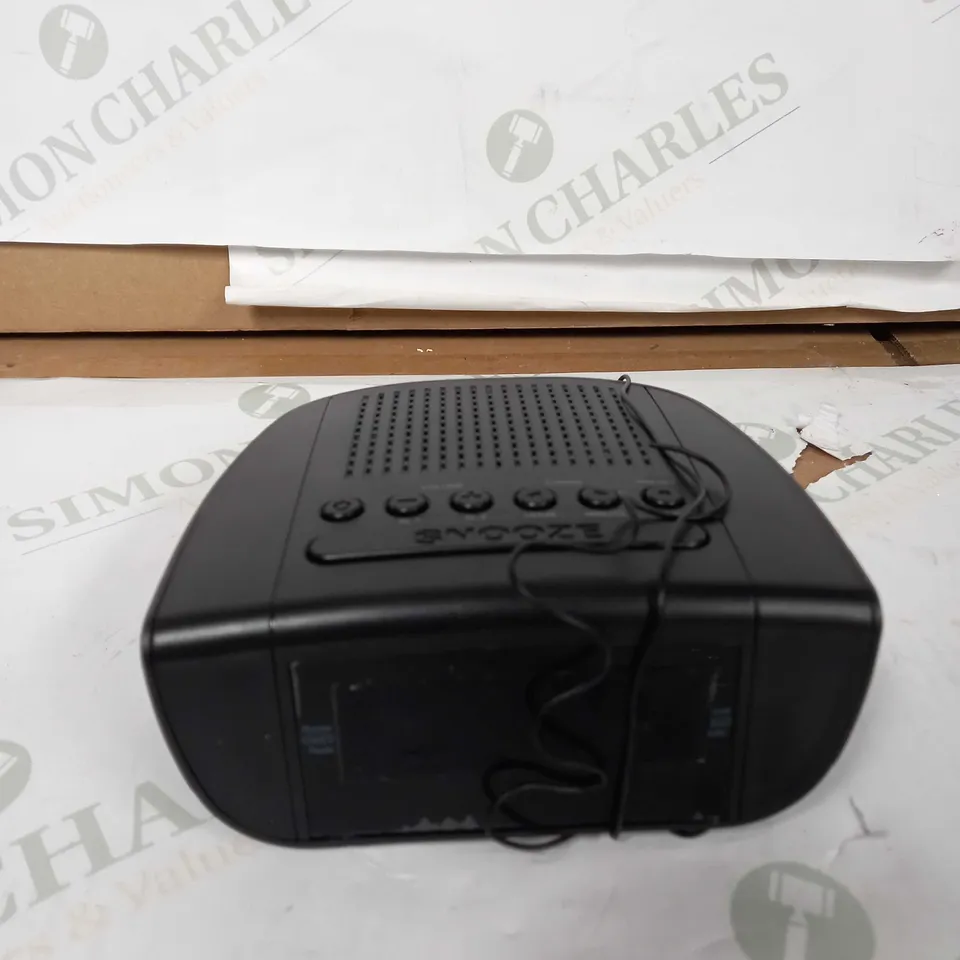 DAB+ RADIO WITH LCD COLOUR DISPLAY SCREEN