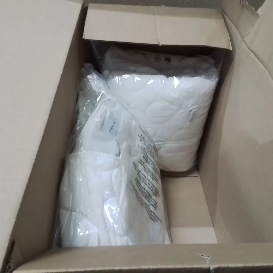 BOXED BRAND NEW APPROXIMATELY 3 SIMPLY BE QUILTED JACKET SIZE 30