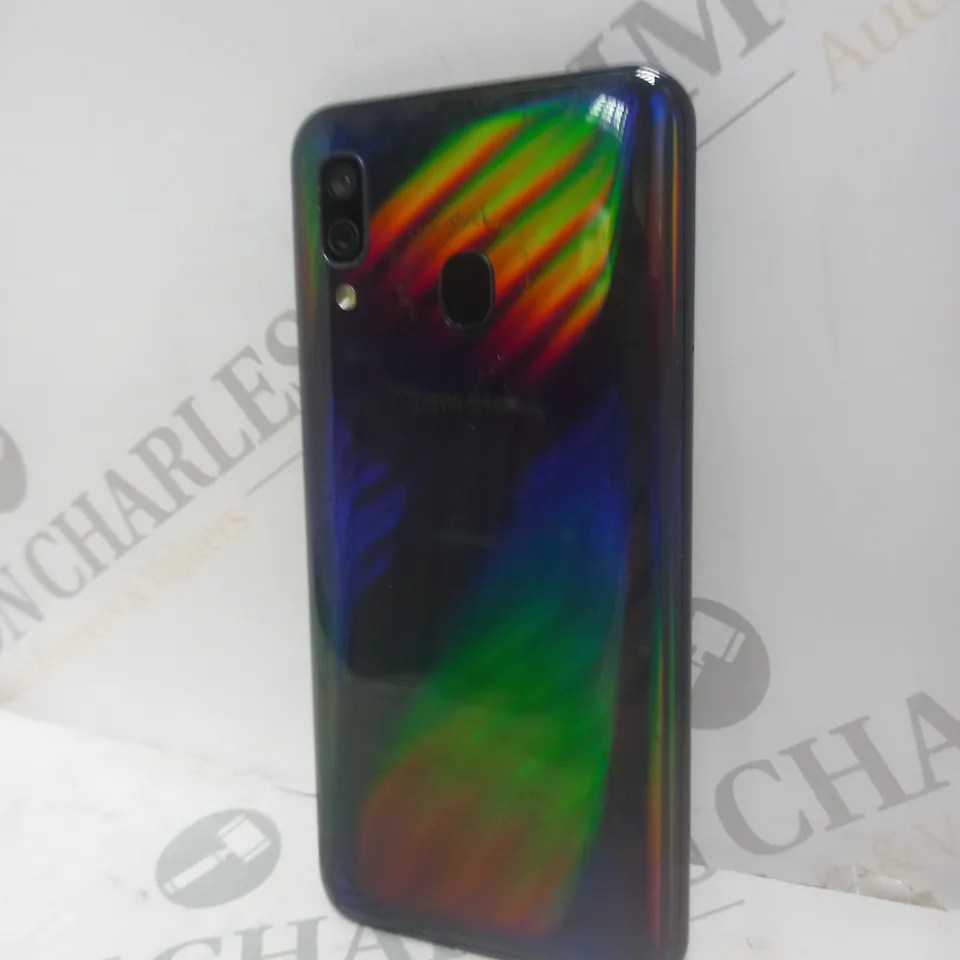 SAMSUNG GALAXY A40 SMARTPHONE 