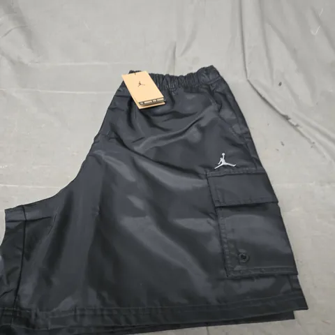 AIR JORDAN CASUAL SHORTS - SIZE L