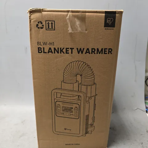 BOXED UNBRANDED BLANKET WARMER