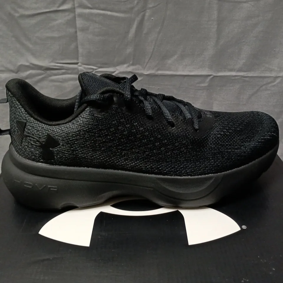 BOXED UNDER ARMOUR HOVR INFINITE MEN'S RUNNING SHOES - BLACK, UK 9 (EU 44)