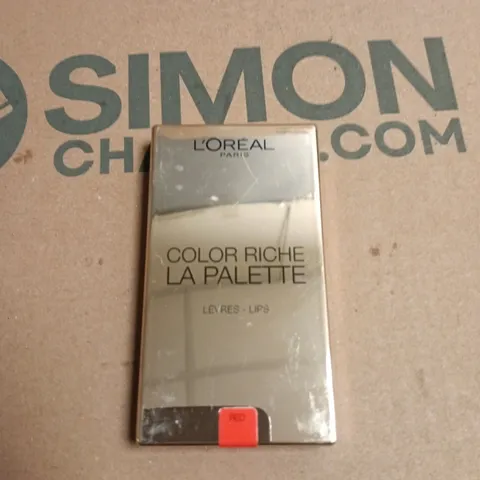 BOX OF APPROXIMATELY 12 L'OREAL COLOUR RICHE LA PALETTE LIPSTICK PALETTES RED