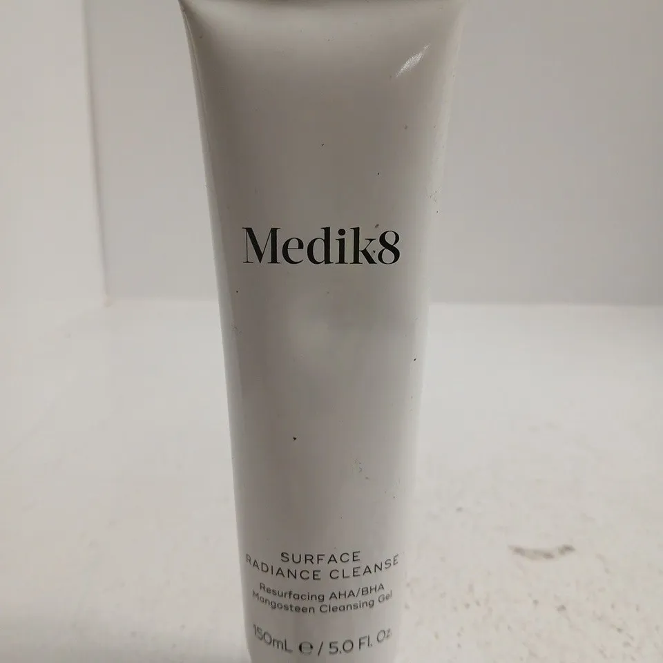 MEDIK8 SURFACE RADIANCE CLEANSE 150 ML FACIAL CLEANSING GEL