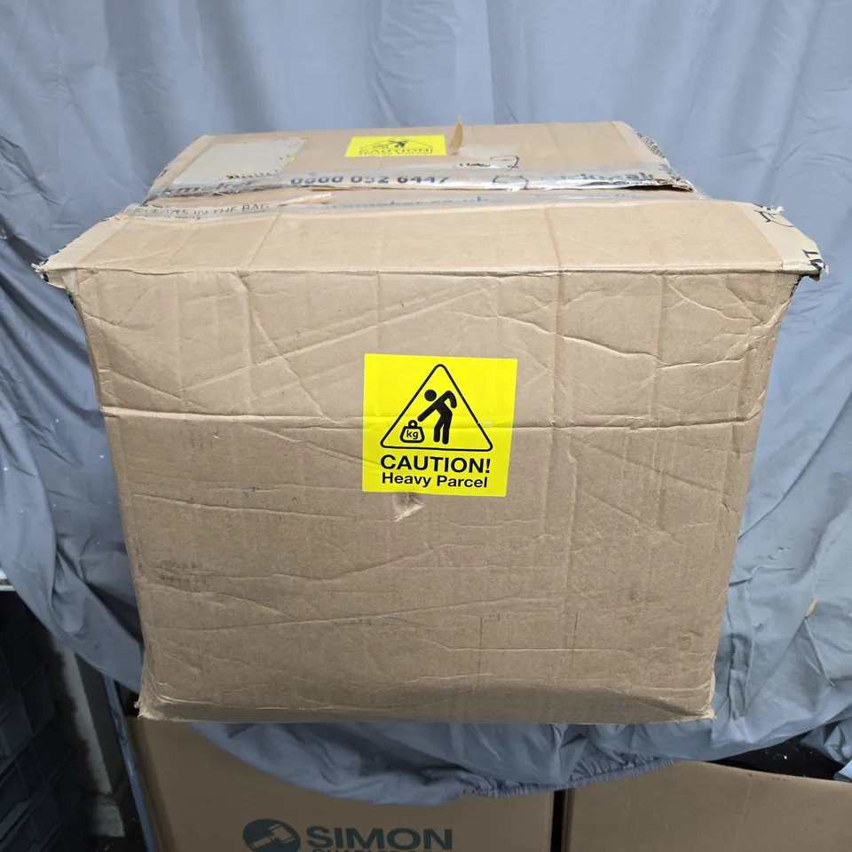 BOX OF APPROXIMATELY 20 SACKMAKER POLYPROPYLENE LIFTING BAG WITH SAFETY TEST LABEL – SWL 1000 KG