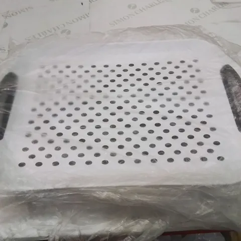 12 BRAND NEW HQ ANTI SLIP SERVING TRAYS