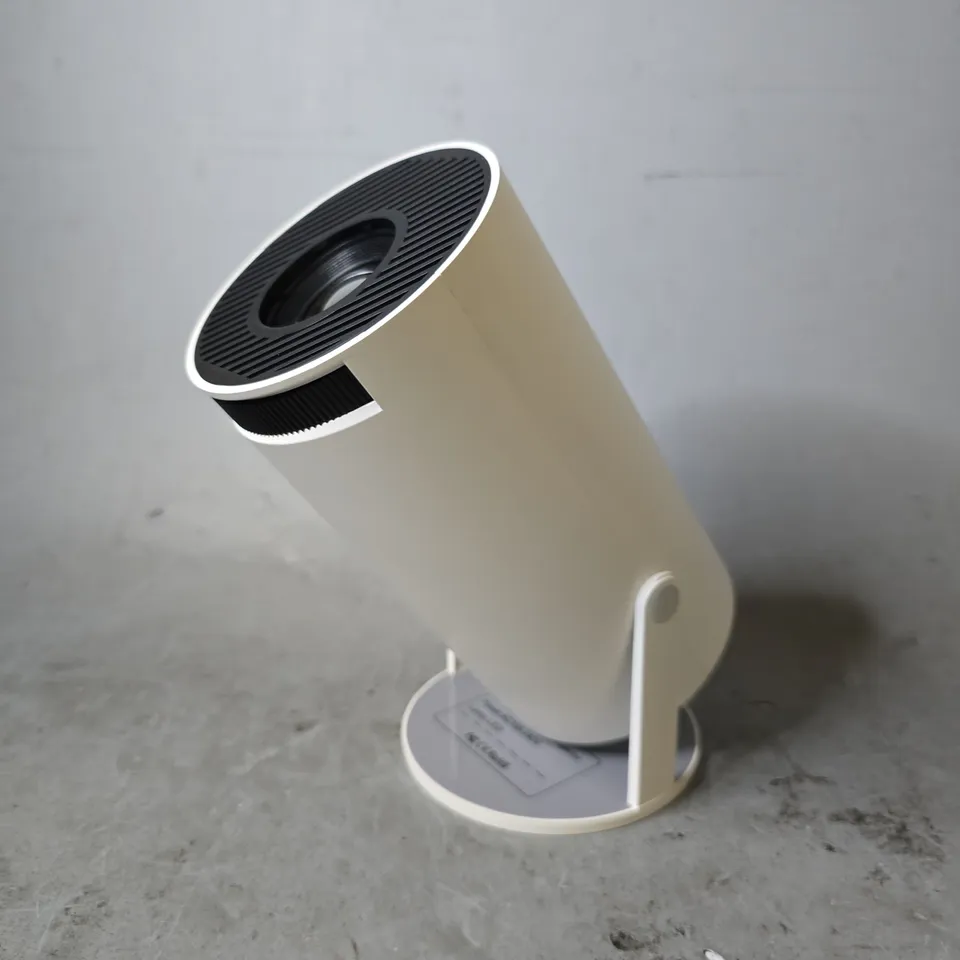 BOXED UNBRANDED LCD PROJECTOR 