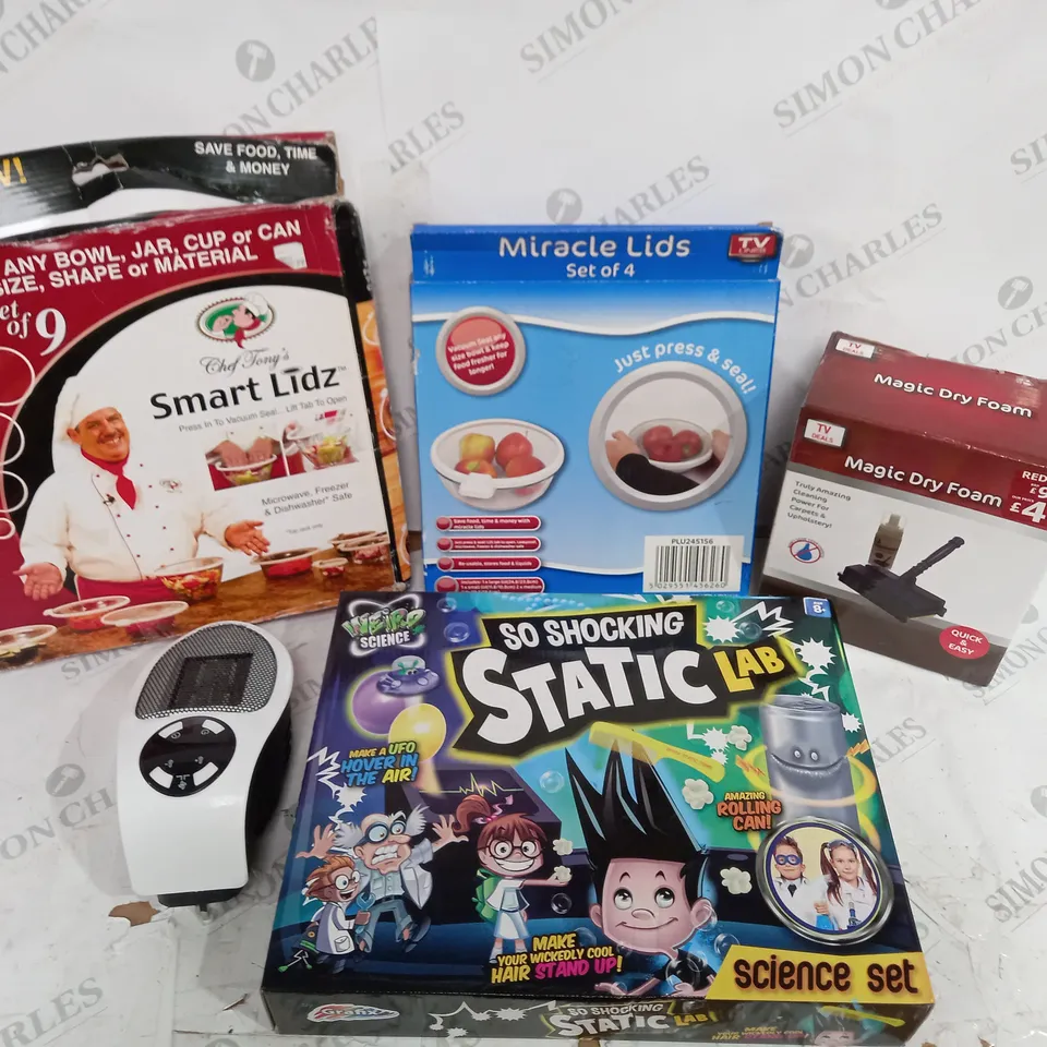 BOX OF APPROXIMATELY 10 ASSORTED HOUSEHOLD PRODUCTS TO INCLUDE SMART LIDZ, PLUG IN HEATER, MAGIC DRY FOAM ETC 