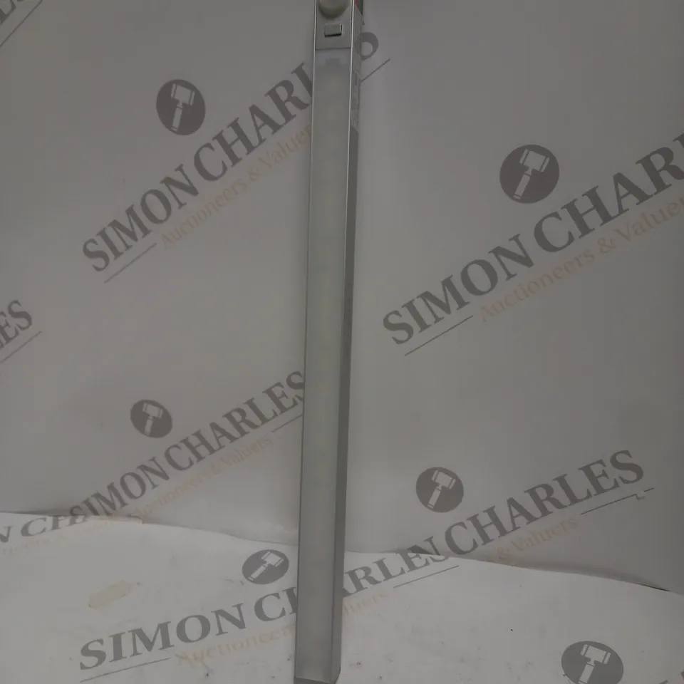BOXED LOFTER SMART MOTION SENSOR LIGHT 