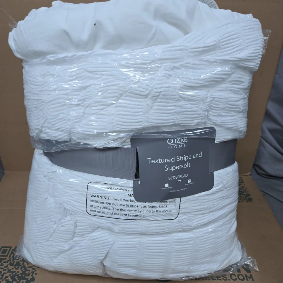 SUPERSOFT BY COZEE HOME TEXTURED STRIPE BEDSPREAD - 250CM X 260CM