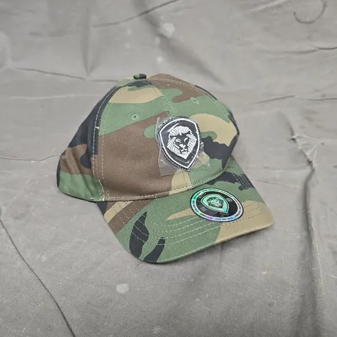 VALUE ENTERTAINMENT CAMO SNAPBACK HAT WITH 'THE FUTURE LOOKS BRIGHT' SLOGAN