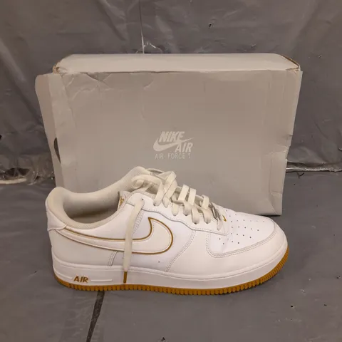 BOXED PAIR OF NIKE AIR FORCE 1 07 WHITE/BRONZE UK 10.5
