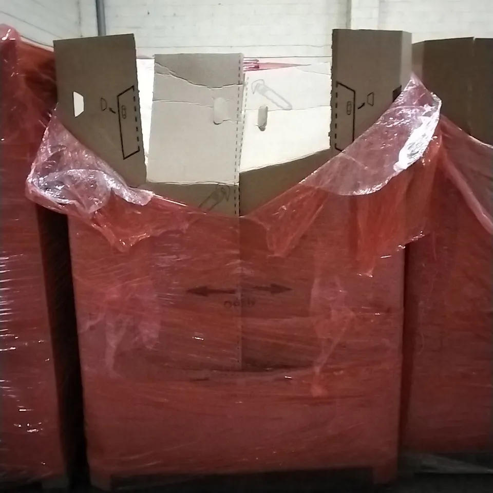 PALLET CONTAINING ASSORTED PRODUCTS INCLUDING CARPET WASHER, FLOOR SEAT, BATHROOM STOOL, DESK LAMP & CLOTHES AIRER