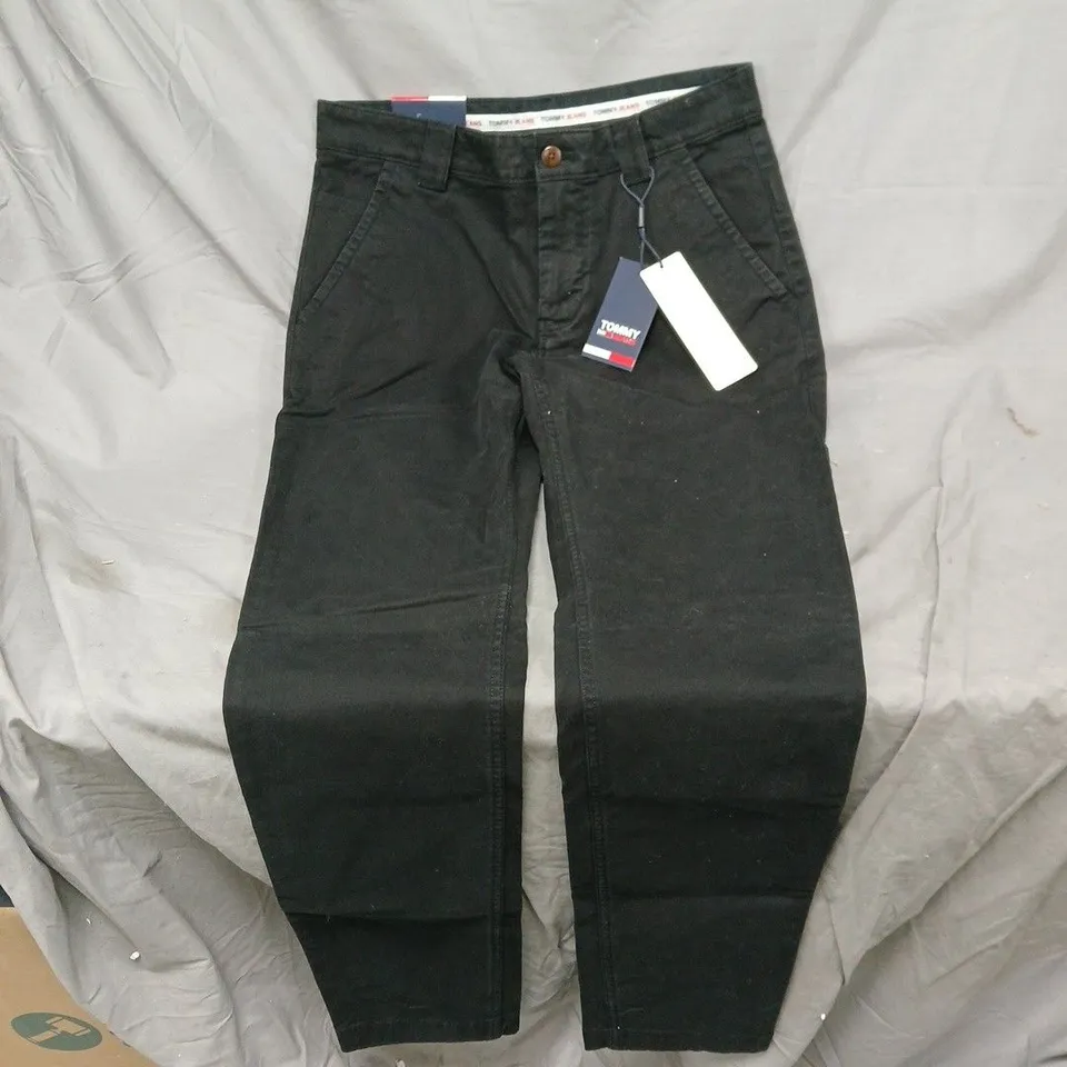 TOMMY JEANS BLACK TROUSERS, WAIST 30, INSEAM 32 – UK 30 (US 30)