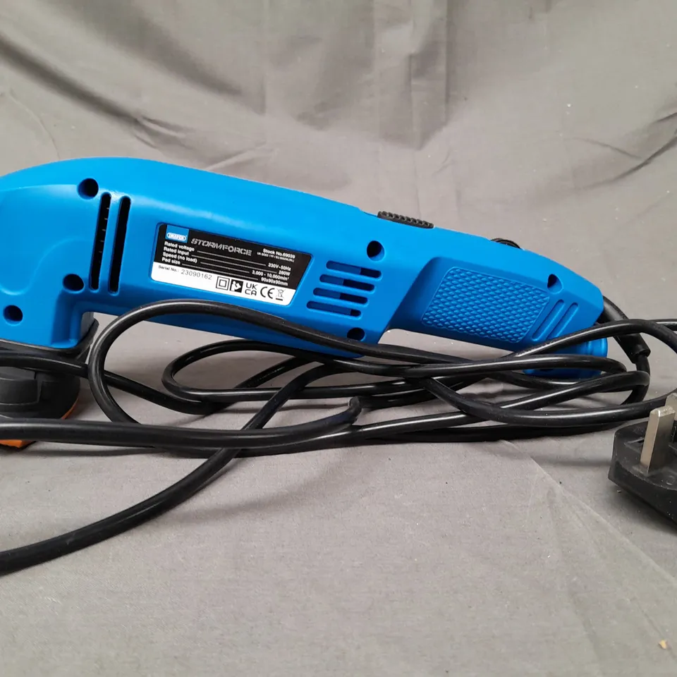 BOXED DRAPER69039 STORM FORCE 230V TRI-BASE SANDER