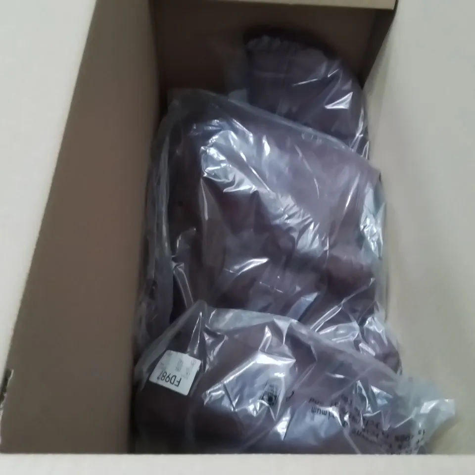BOXED BRAND NEW APPROXIMATELY 5 SIMPLY BE COATED AMBER TROUSERS PLUM SIZE 26L