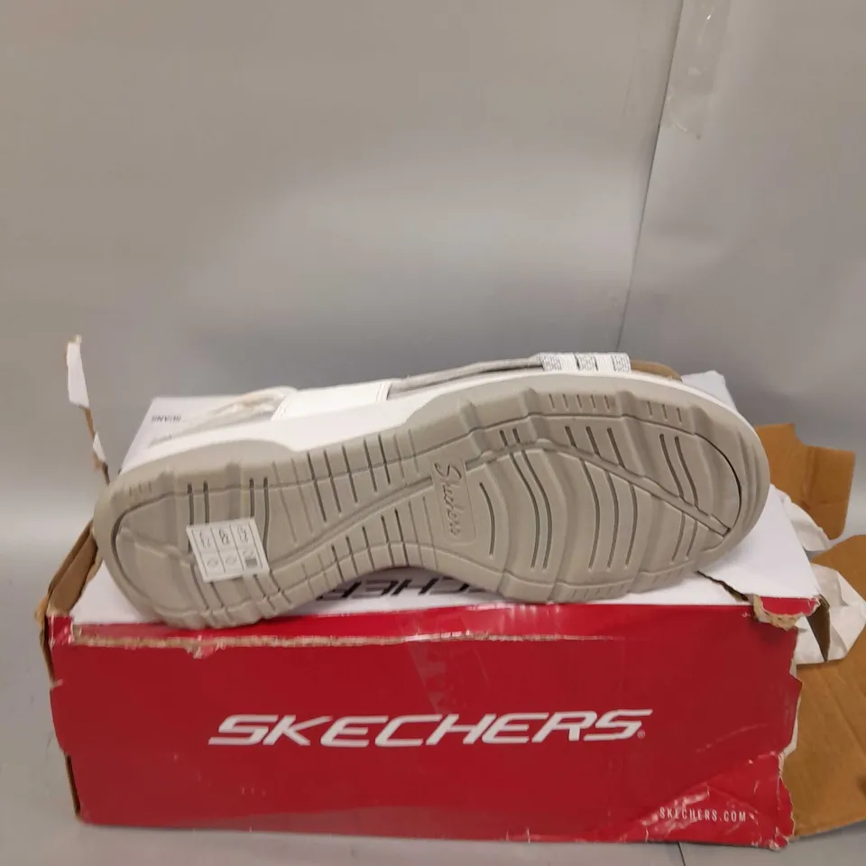 SKECHERS ARCH FIT REGGAE SPORT SANDAL SIZE 5