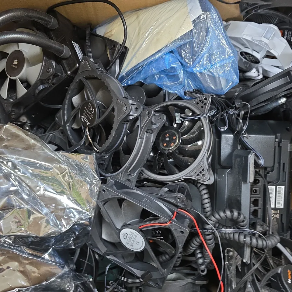 BOX OF APPROXIMATELY 20 ASSORTED HOUSEHOLD ITEMS TO INCLUDE CASE FANS, ETC - COLLECTION ONLY