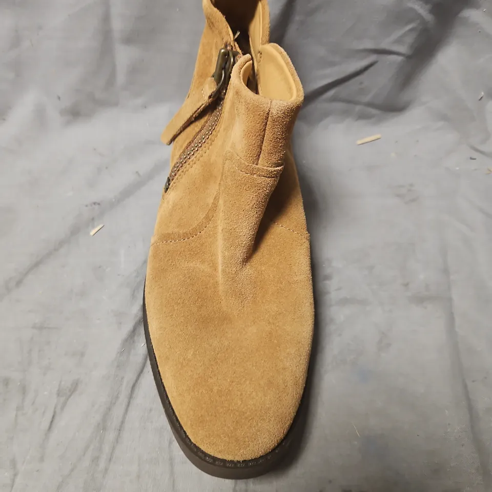 UGG TAN SUEDE ANKLE BOOTS WITH SIDE ZIP – PULL TAB - UK 4