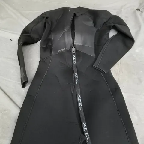 XCEL WETSUIT – BLACK NEOPRENE, SIZE 4 